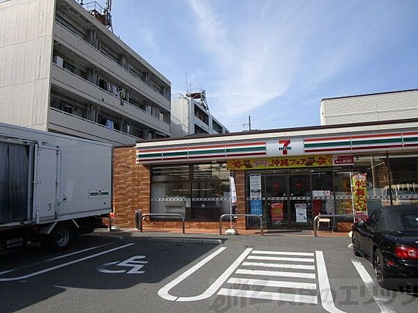 画像21:セブンイレブン茨木東奈良店 徒歩16分。 1270m