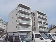 高槻駅より徒歩2分 1階 築4年9ヶ月の賃貸物件