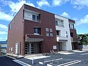 富田駅より徒歩37分 築5年2ヶ月 3階建の賃貸物件