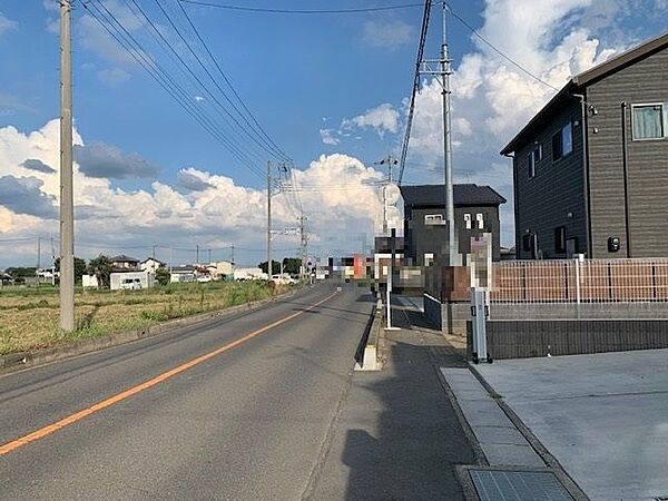前面道路含む現地写真
