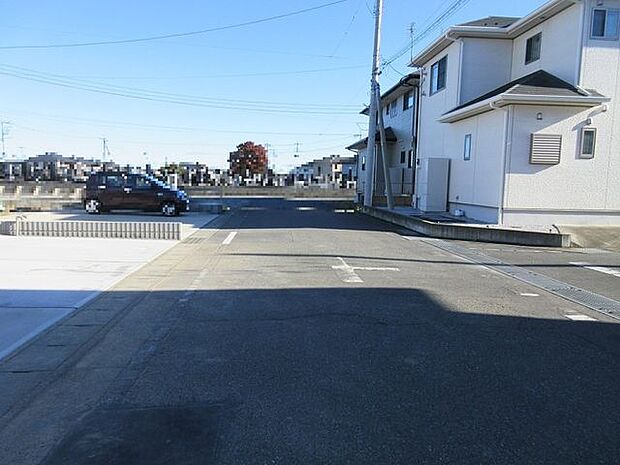 前面道路含む現地写真