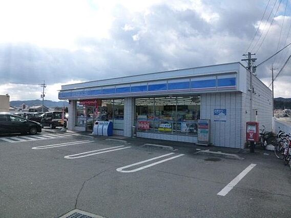 ローソン香寺岩...