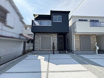 外観:左の物件が1号棟です。 外観:左の物件が1号棟です。