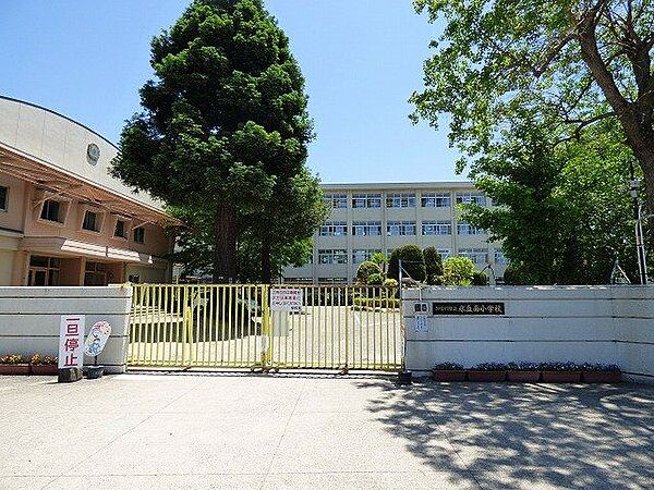 加古川市立氷丘南小学校 徒歩11分。 820m