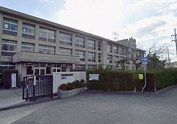 高砂市立松陽中学校 徒歩18分。 1420m