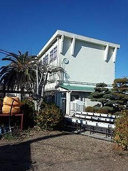 加古川市立中部中学校 徒歩7分。 490m