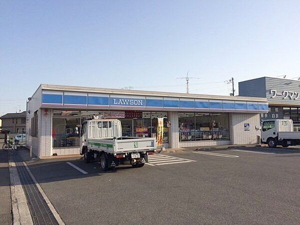ローソン高砂伊保三丁目店 徒歩6分。 450m