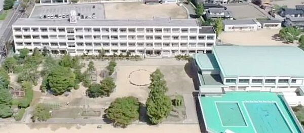 福崎町立田原小学校 徒歩10分。 760m