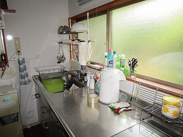 大きな窓があり風通しが良いです