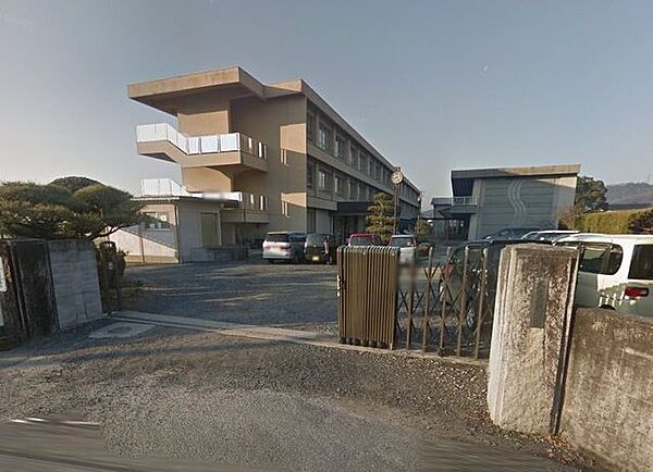 井原市立木之子中学校 徒歩11分。 810m