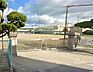 周辺：川口小学校 1165m