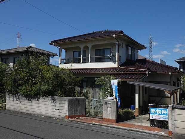 岡山市中区平井　既存住宅(6DK)の外観