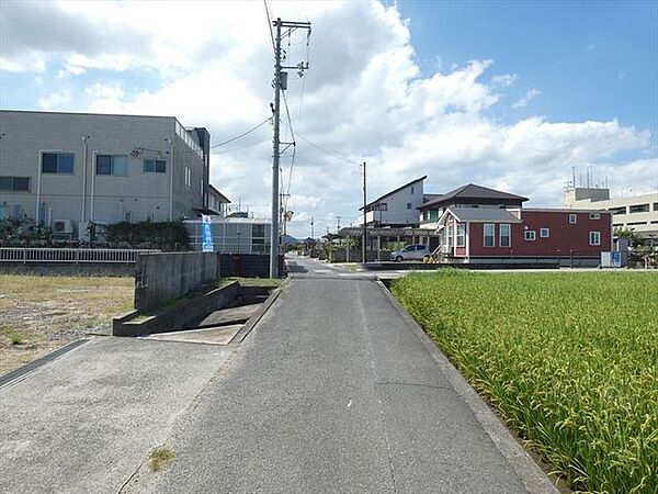 吉備真備駅まで徒歩4分と公共交通機関でのお出かけも♪