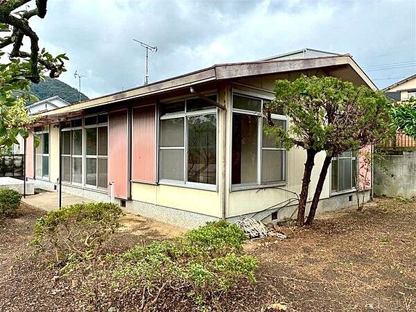 外観：333000046895