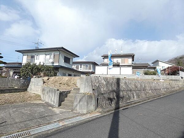 駐車場やお庭も取れる約69坪！