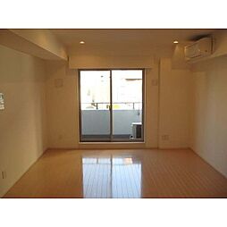 コンフォリア神楽坂 5階1LDKのリビング/ダイニング