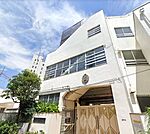 新宿区立戸塚第三小学校（157m）