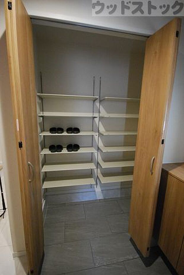 シューズクローゼット