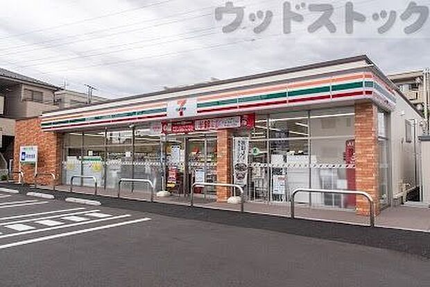セブン-イレブン 中野丸山2丁目店 徒歩13分。 980m
