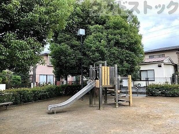 富士見町3丁目第二仲よし広場 徒歩2分。 110m
