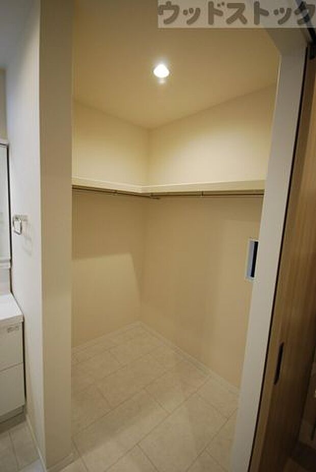 ウォークインクローゼット