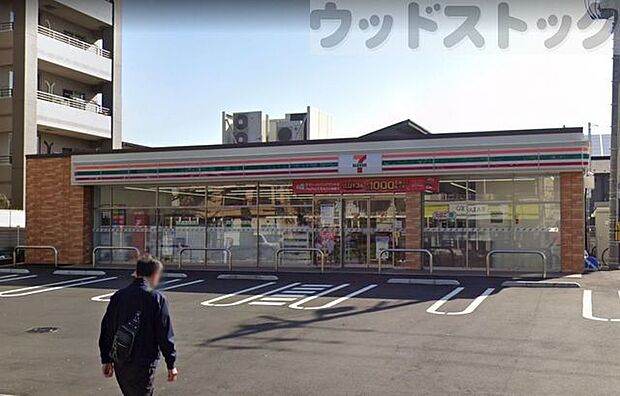 セブンイレブン 練馬大泉学園通り店 徒歩11分。 870m