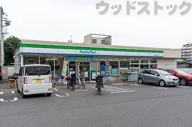 ファミリーマート 西東京富士町店 徒歩5分。 330m