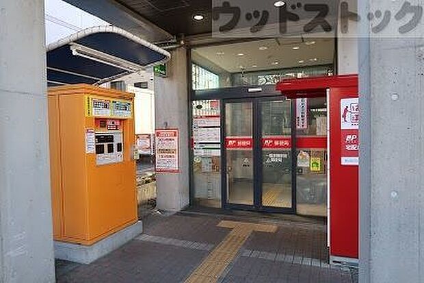 一橋学園駅前郵便局 徒歩7分。 520m