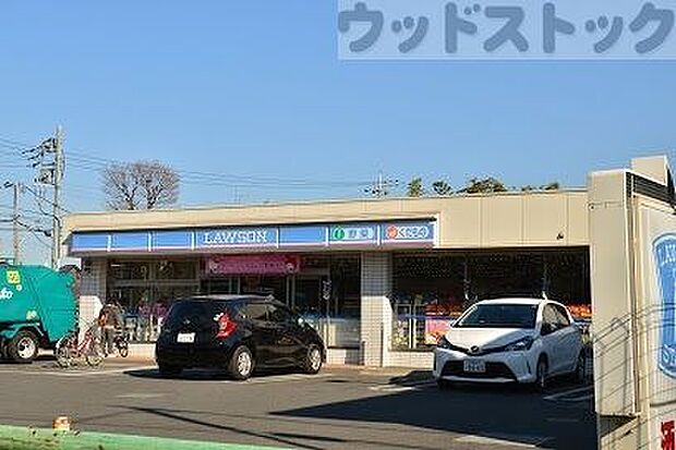 ローソン 東村山久米川町四丁目店 徒歩8分。 620m