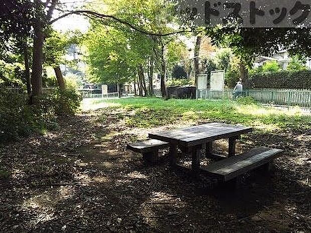 北原公園 徒歩6分。 440m