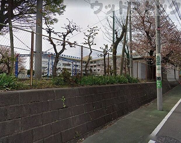 三鷹市立大沢台小学校 徒歩8分。 620m