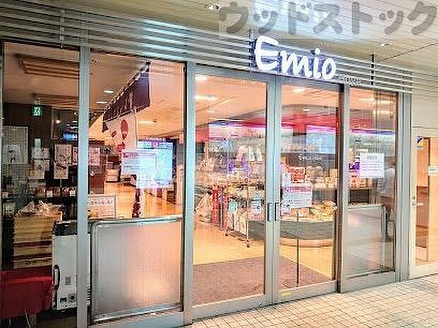 Emio保谷 徒歩15分。 1170m