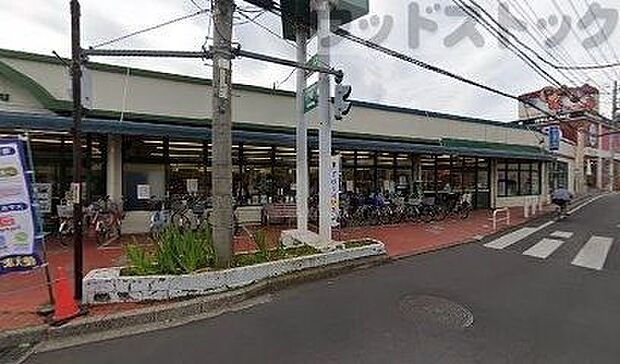 マルエツ東久留米店 徒歩8分。 640m