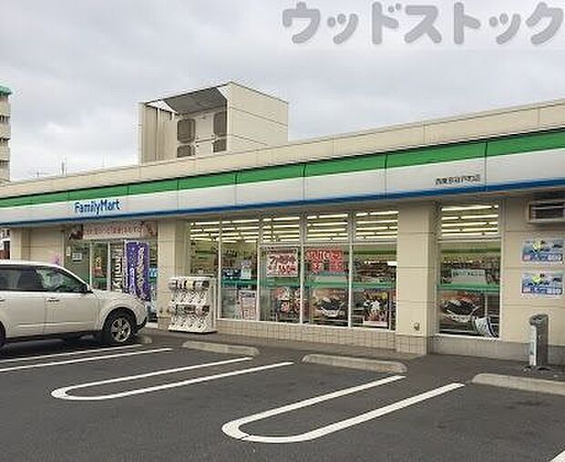 ファミリーマート 西東京谷戸町店 徒歩6分。 430m