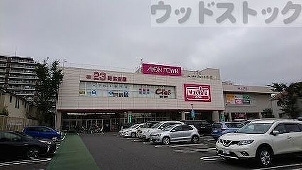 イオンタウン田無芝久保 徒歩10分。 750m