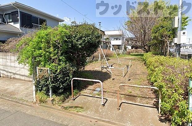 前沢第2緑地 徒歩12分。 890m