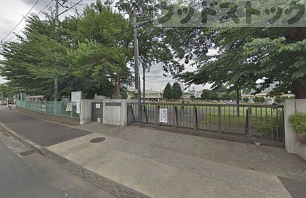 清瀬市立芝山小学校 徒歩8分。 580m