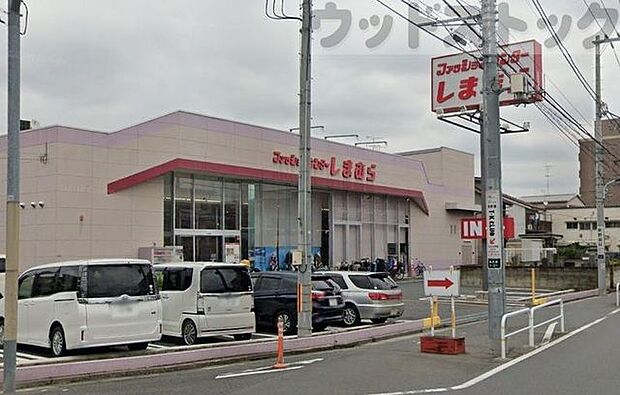 ファッションセンターしまむら南大泉店 徒歩10分。 740m