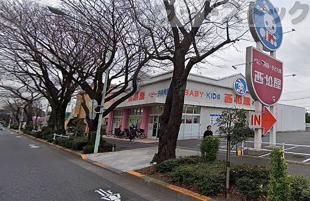 西松屋小金井貫井店 徒歩12分。 890m