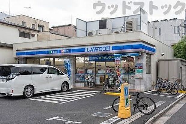 ローソン 板橋高島平一丁目店 徒歩5分。 390m