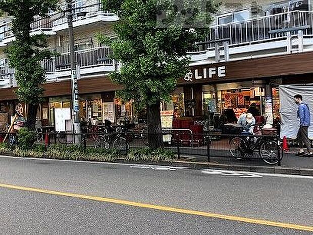 ライフ南台店 徒歩4分。 260m