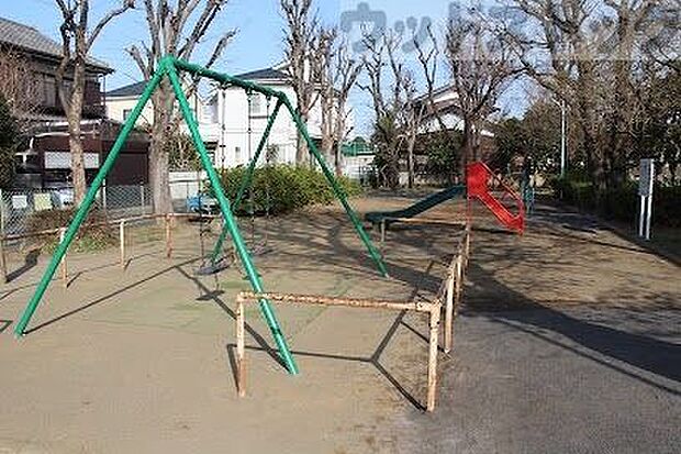 北町坊が谷戸公園 徒歩7分。 550m