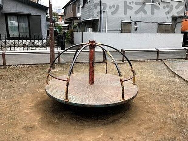 東栄児童公園 徒歩6分。 460m