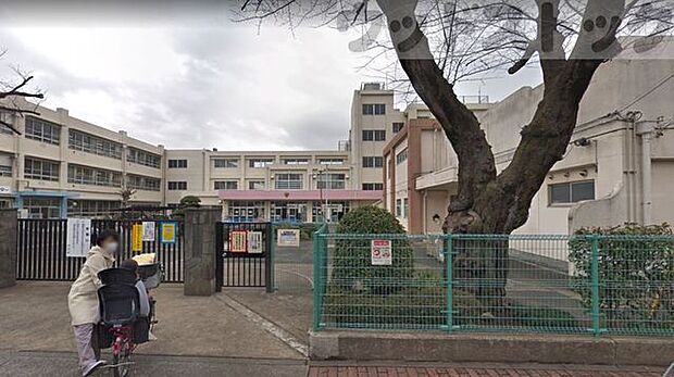 小金井市立東小学校 徒歩10分。 760m