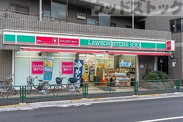 ローソンストア100 上石神井店 徒歩14分。 1050m