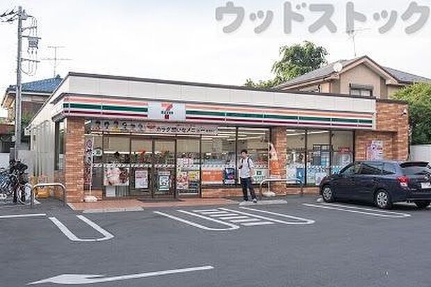 セブン-イレブン 小平一橋学園東店 徒歩6分。 450m