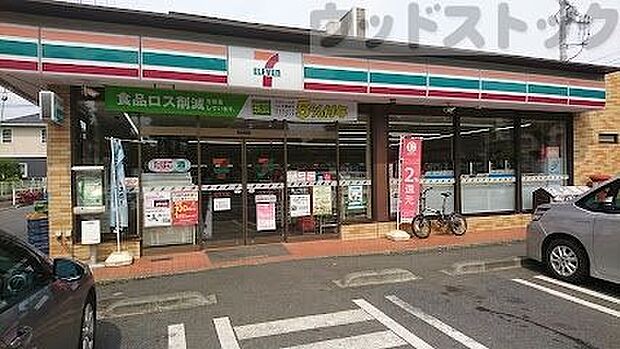 セブン-イレブン 久米川店 徒歩10分。 760m