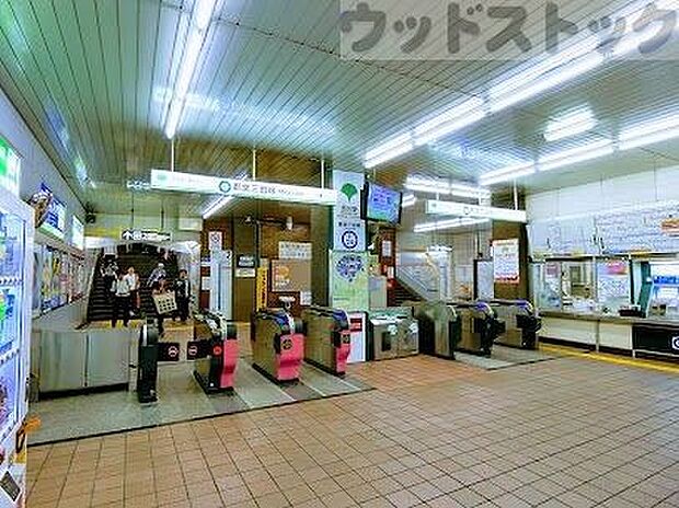 西台駅 徒歩17分。 1350m