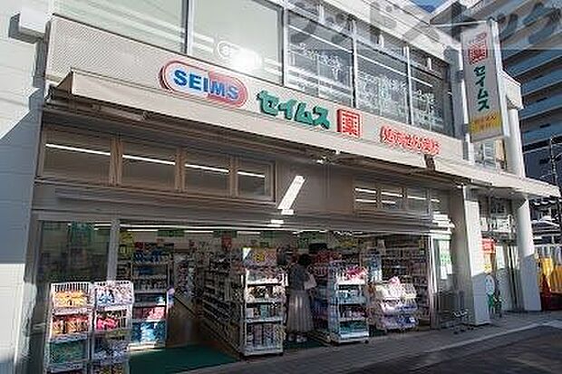 ドラッグセイムス 東長崎駅前店 徒歩10分。 770m