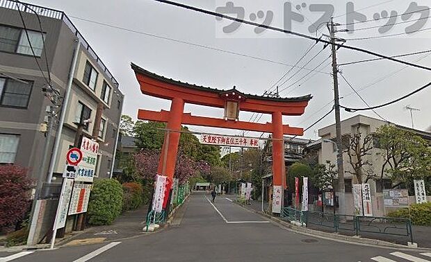大宮八幡宮・結婚式場清涼殿 徒歩12分。 930m